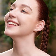 Load image into Gallery viewer, Kiss Pave Studs