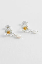 Load image into Gallery viewer, Wildflower Pearl Drop Studs