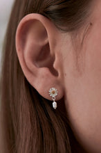Load image into Gallery viewer, Wildflower Pearl Drop Studs