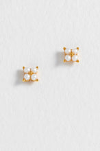 Load image into Gallery viewer, Mini Pearl Flower Studs