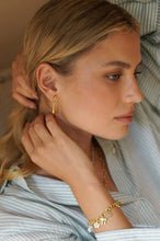Load image into Gallery viewer, EB EDITTeardrop Drop Earrings