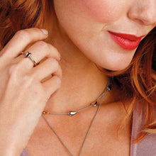 Load image into Gallery viewer, Kit Heath Desire Kiss Blush Necklace