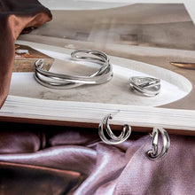 Load image into Gallery viewer, Kit Heath Serenity Grande Crossover Ring