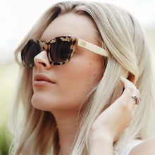 Load image into Gallery viewer, ZAHRA OPAL Tort SUNGLASSES