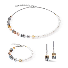Load image into Gallery viewer, GeoCUBE® Fusion Festive earrings