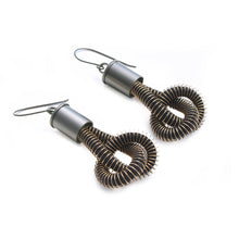 Load image into Gallery viewer, Anna Earrings Black Gold