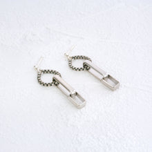 Load image into Gallery viewer, Fox earrings silver