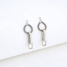 Load image into Gallery viewer, Fox earrings silver