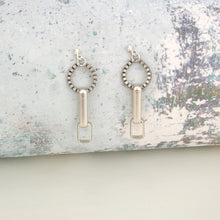 Load image into Gallery viewer, Fox earrings silver