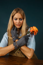 Load image into Gallery viewer, POWDER Kylie Gloves
