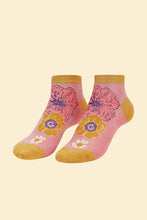 Load image into Gallery viewer, POWDER Women's Bamboo Trainer socks