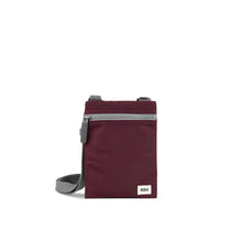 Load image into Gallery viewer, ROKA Chelsea Sustainable Crossbody Pocket