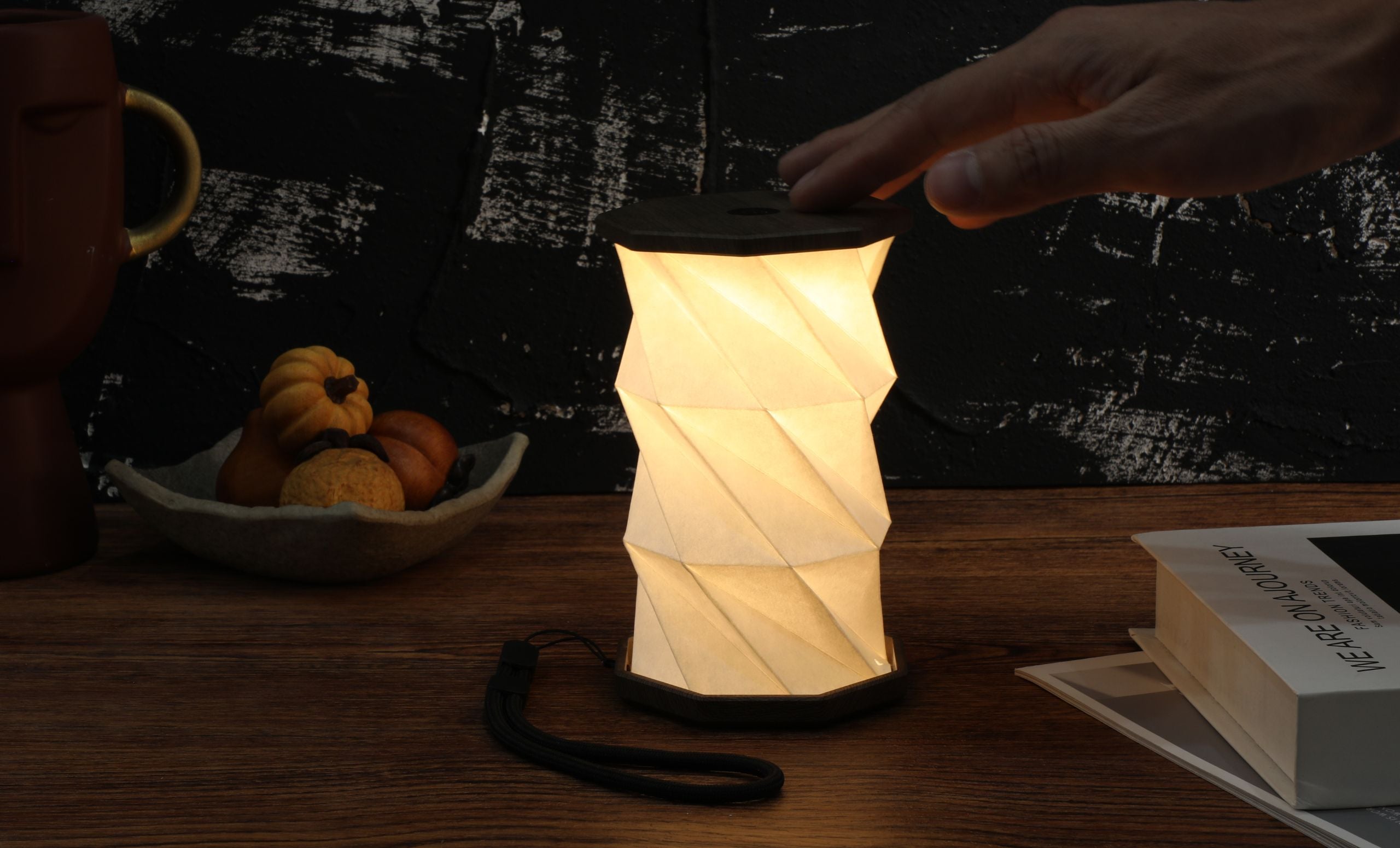 Mini Hexagon Twist Lamp | Portable, Rechargeable &amp; Touch-Dimmable