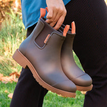 Load image into Gallery viewer, Bobbi Ankle Wellie — Merry People// Mocha
