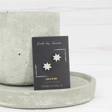 Load image into Gallery viewer, Glow in the dark 7 point star studs
