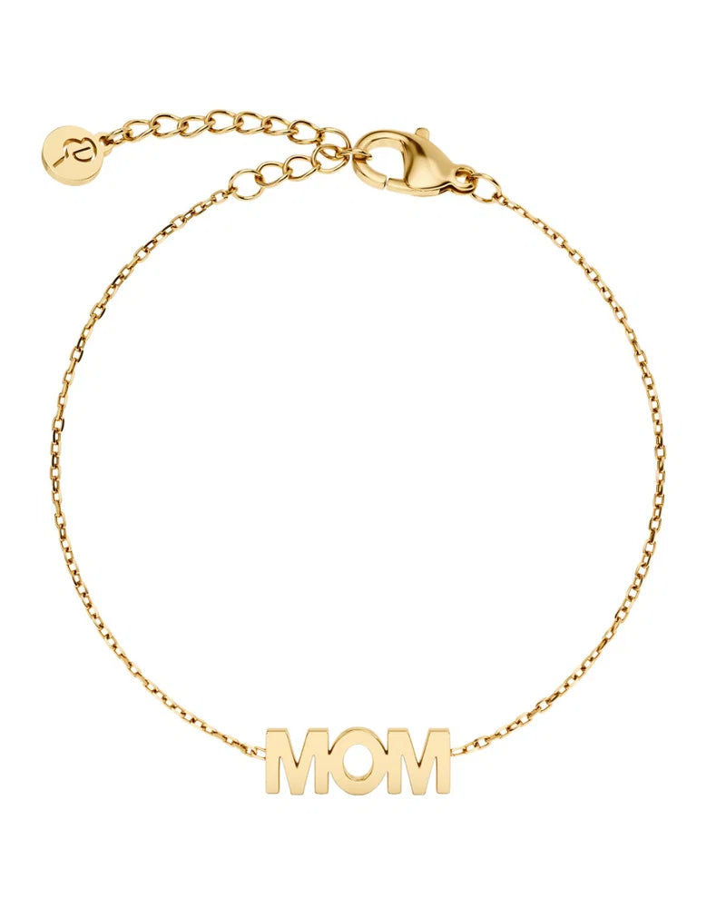 Model wearing Edblad Mom Bracelet Gold