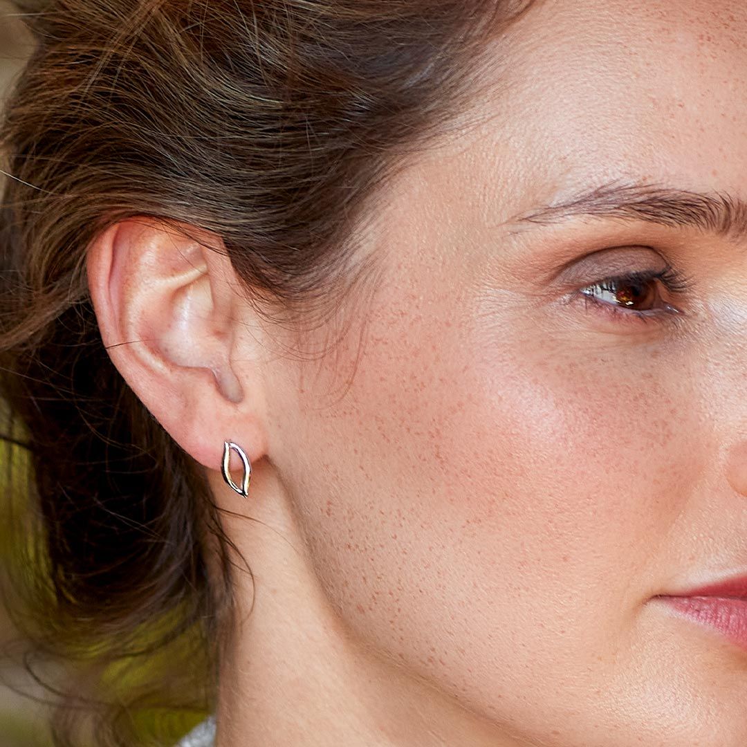KH Entwine Twine Link Stud Earrings