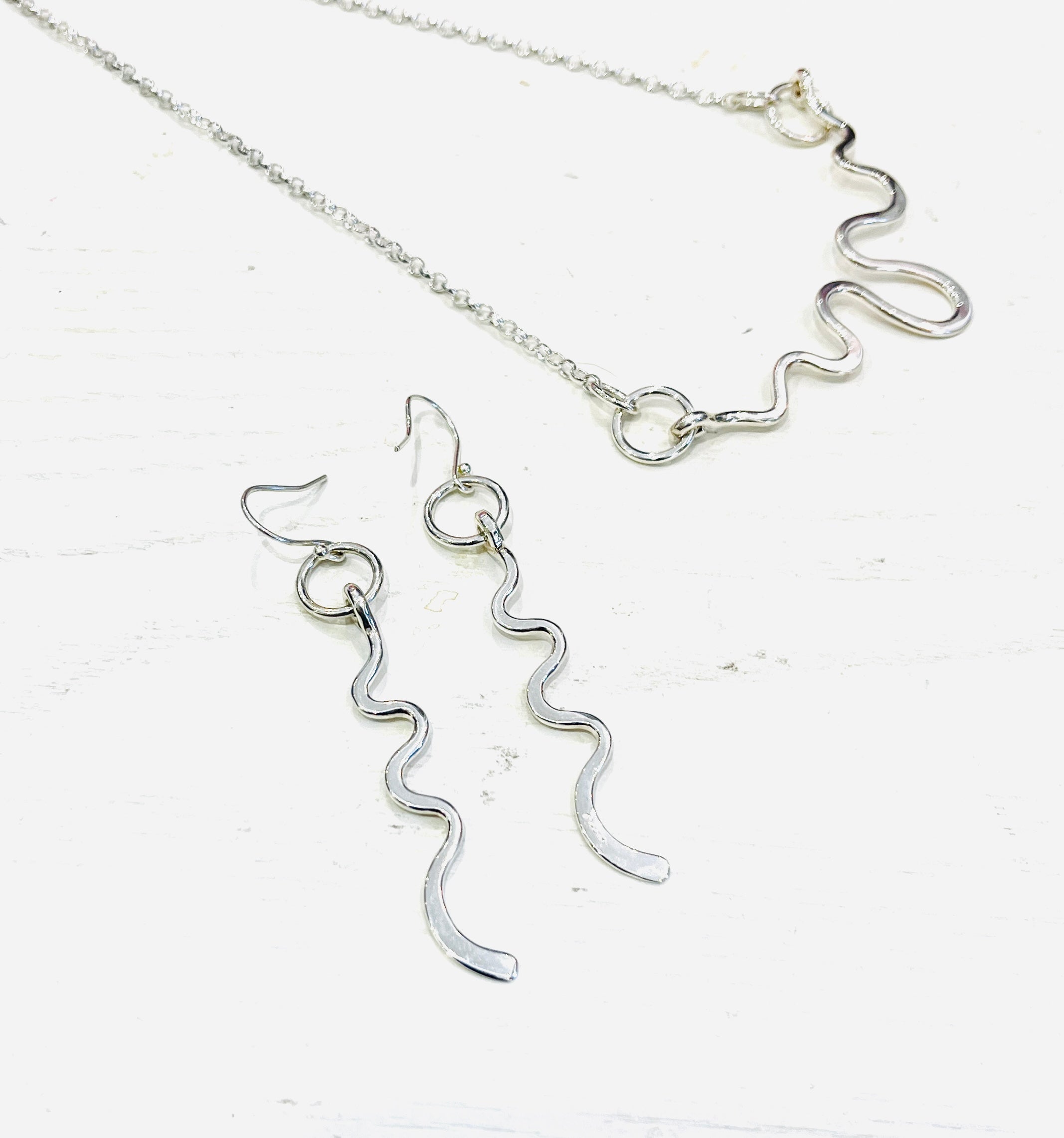 JB Silver Squiggle necklace