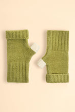 Load image into Gallery viewer, POWDER Cassia Wrist Warmers
