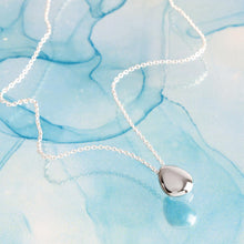 Load image into Gallery viewer, Kit Heath Coast Pebble Smooth Necklace
