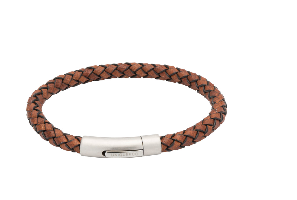 Leather Bracelet with Stainless Steel Clasp B400