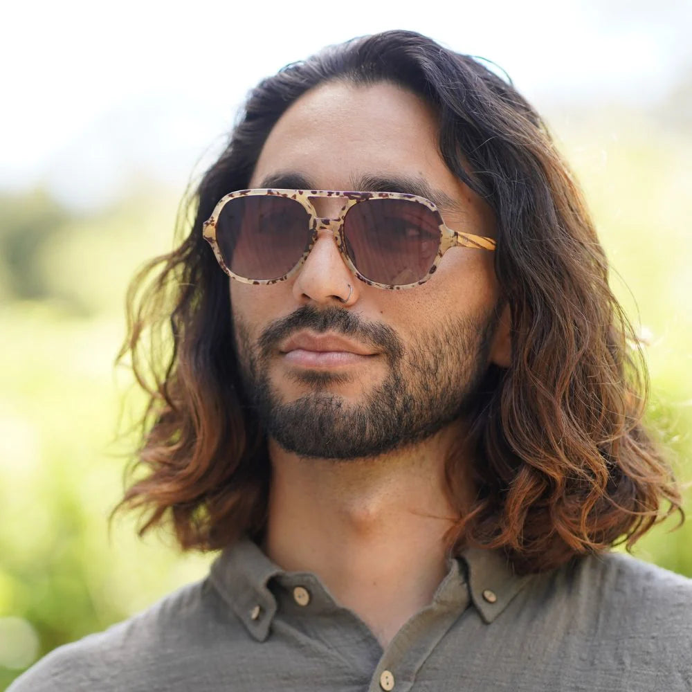 Billy Opal Tort Sunglasses - Brown Gradient Lens l Walnut Wooden Arms