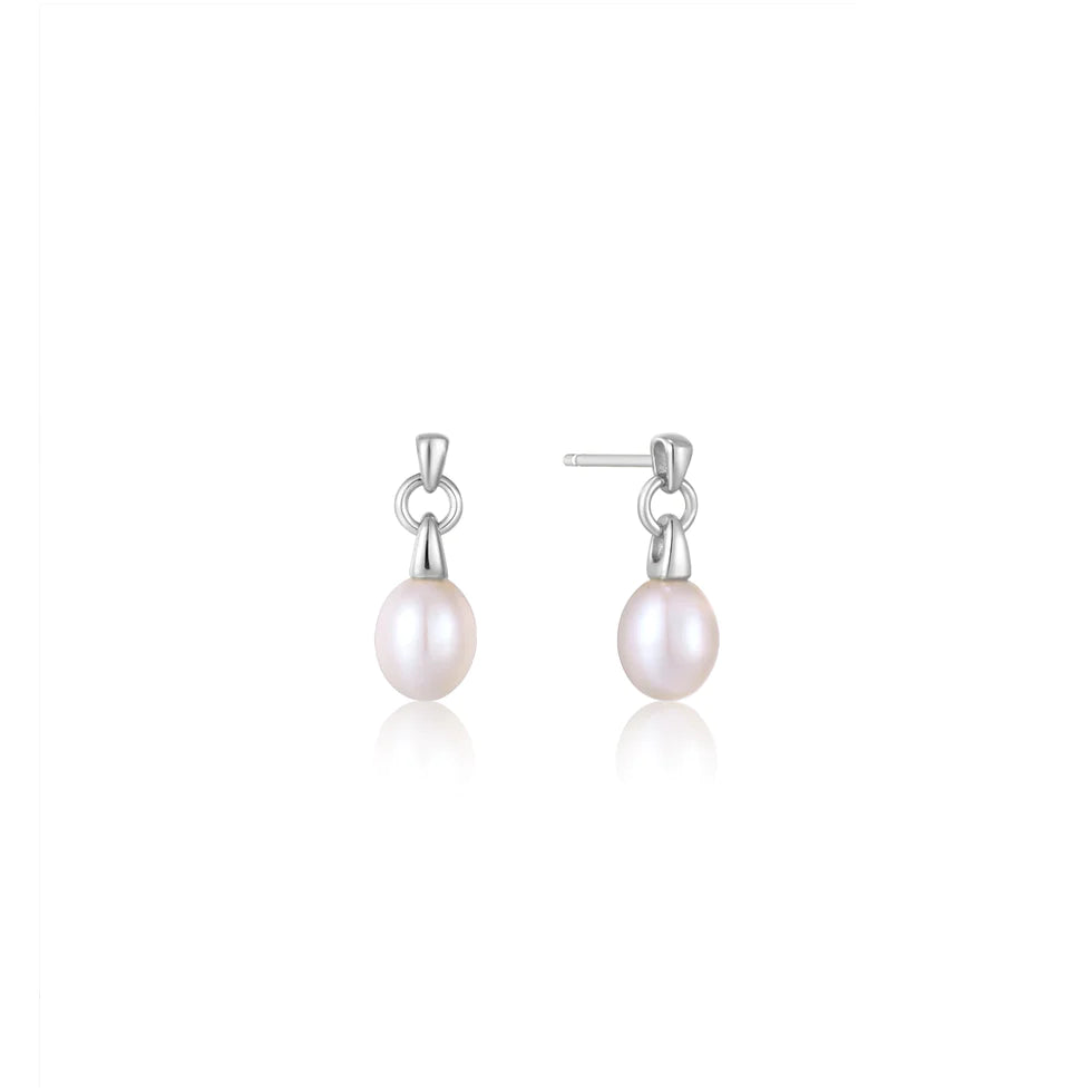 Pearl drop stud earrings