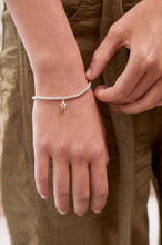 Load image into Gallery viewer, Sienna Beaded Interlinked Star Charm Bracelet
