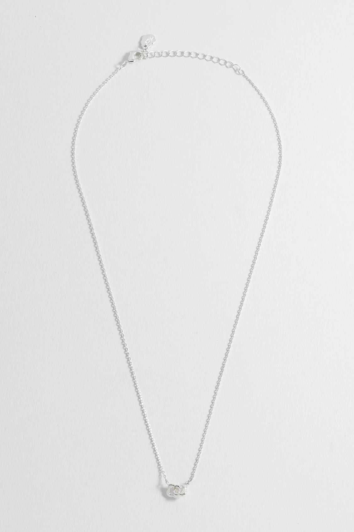 Double-Linked Flower Necklace
