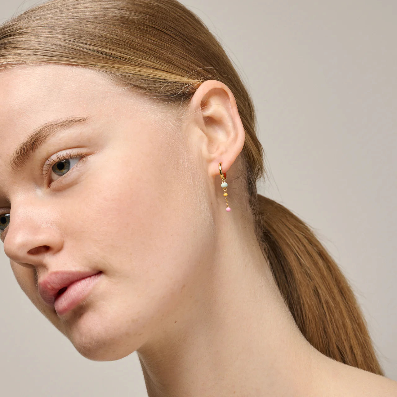 EC Lola Hoops