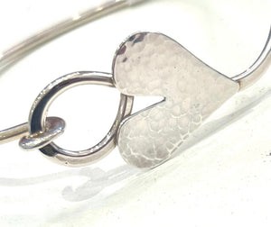 JB Silver heart bangle with catch and hinge ring