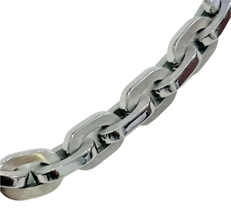 Unique & Co Matte  and polishedStainless Steel Necklace & Bracelet (Copy)