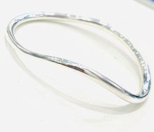 Load image into Gallery viewer, Sterling Silver Sculptural fluid Bangle by Chris Lewis

