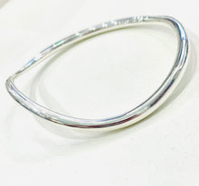 Load image into Gallery viewer, Sterling Silver Sculptural fluid Bangle by Chris Lewis
