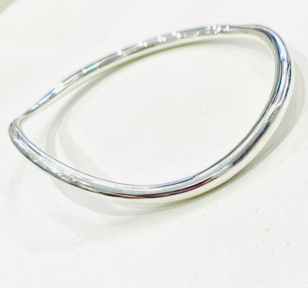 Sterling Silver Sculptural fluid Bangle by Chris Lewis