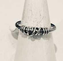 Load image into Gallery viewer, JB Silver wire ring
