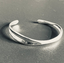 Load image into Gallery viewer, Chris Lewis Sterling Silver  New Leaf Open Bangle
