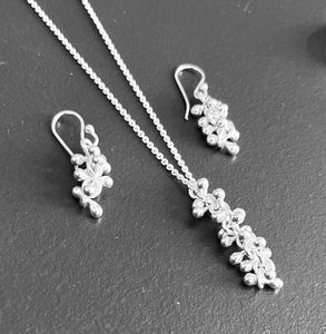 Chris Lewis Sterling Silver CLOVER pendant and earrings