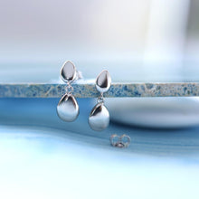 Load image into Gallery viewer, Kit Heath Coast Pebble Stud Droplet Earrings
