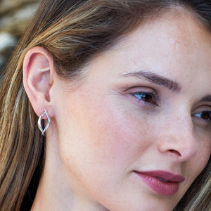 KH Entwine Twine Twist Link Stud Earrings