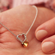 Load image into Gallery viewer, Kit Heath Heart of Gold 18&quot; Necklace
