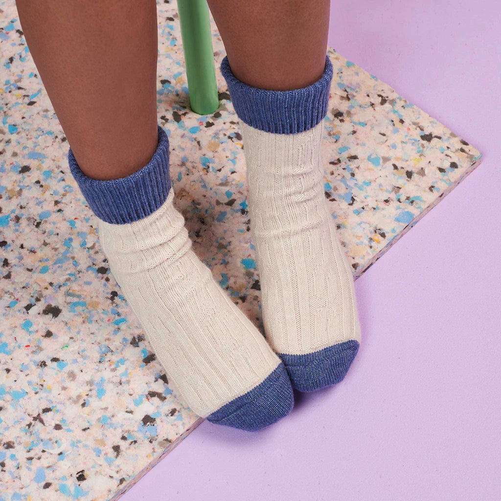CASHMERE SOCKS