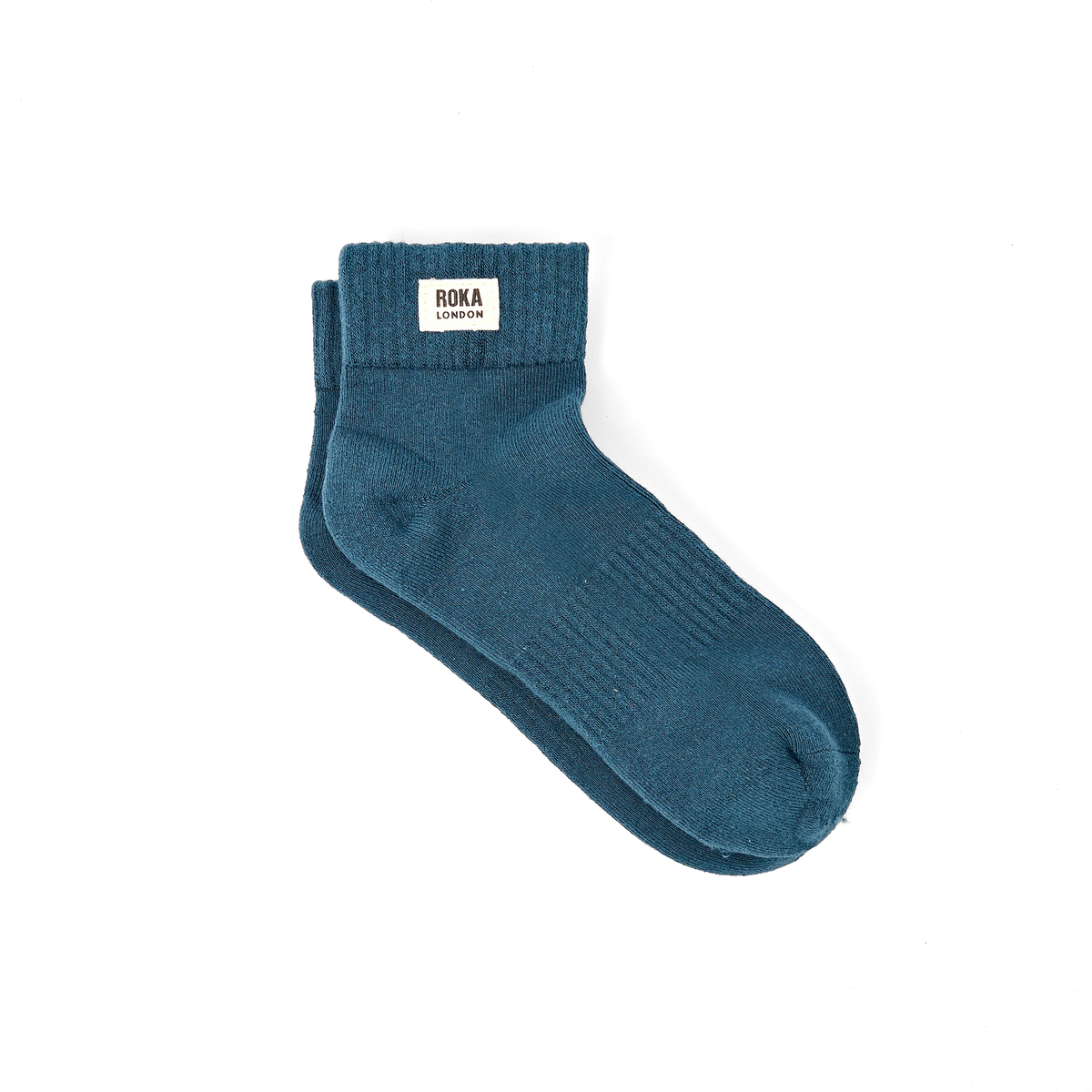 ROKA Wembley organic cotton ankle socks in Lagoon Blue