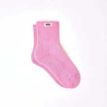 Load image into Gallery viewer, Roka Windsor Crew Socks | Organic Cotton  Socks | Stay-Up Comfort
