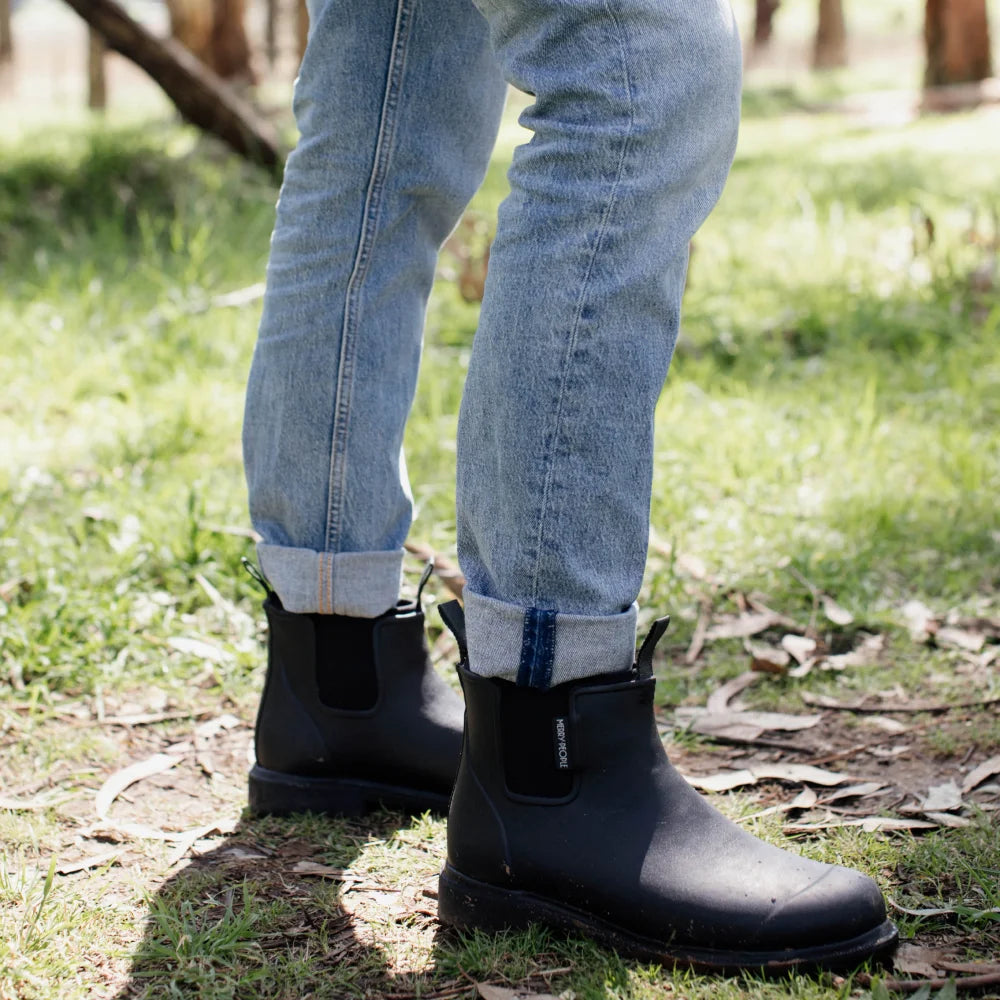 Bobbi Wellington Boot // Black and Black