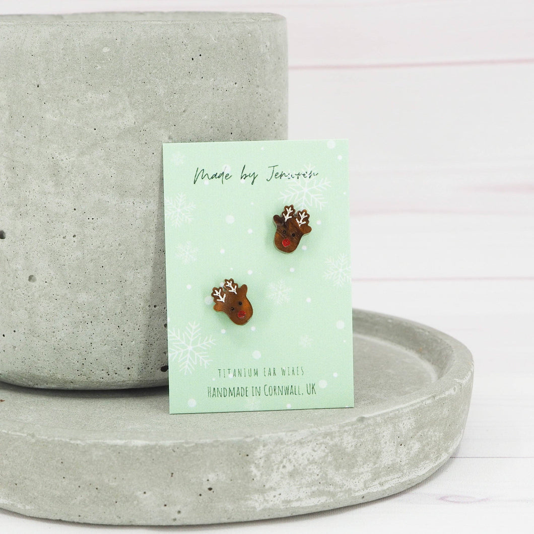Small Reindeer studs