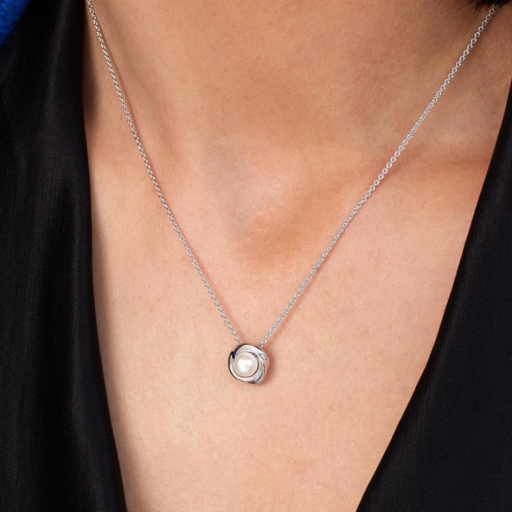 Kit Heath Bevel Trilogy Pearl Necklace