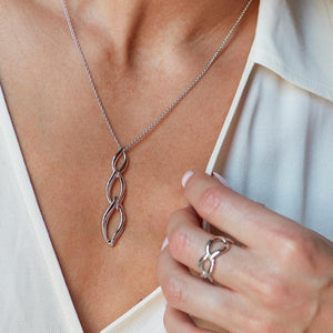 Entwine Twine Link Trio Necklace