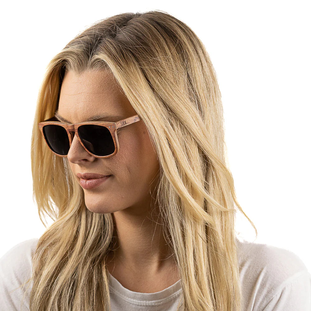 NOMAD SUNGLASSES -Rosewood l Black Polarised Lens