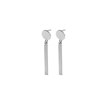 Load image into Gallery viewer, THEIA SQUARE DOT EARRING (pg 5)
